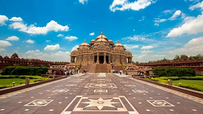 'I Was Robbed': Akshardham Visitor Loses Valuables Worth Rs 1.8 Lakh To Fake Priest