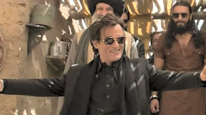 Akshaye Khanna’s Dhurandhar Avatar Sparks Meme Fest: ‘Jeetu Was Forced To Become Rehman Dakait’