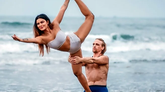 Aashka Goradia Annouces 2nd Pregnancy; Here's How To Safely Navigate Late Pregnancies