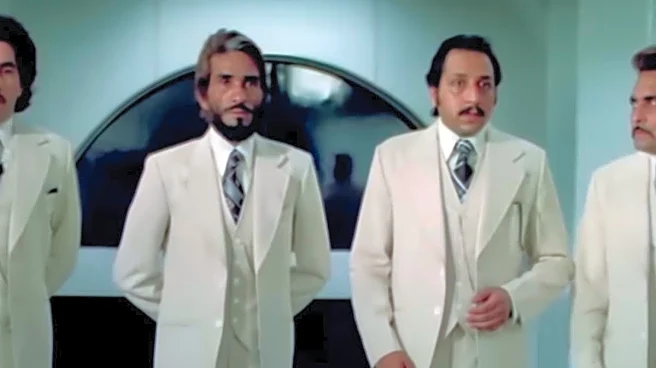 The First Shot Dalip Tahil Ever Shot In Bollywood Starred Amitabh Bachchan In This Iconic Film