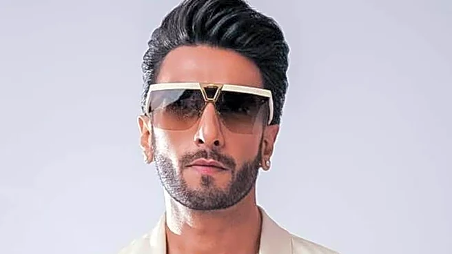 Ranveer Singh’s Old Interview On Working Beyond 8-Hour Shift Goes Viral: ‘Karlo Thodi Si Zyada Shooting’