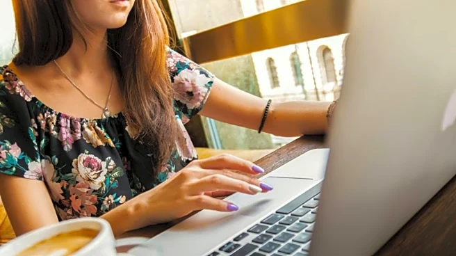 Tech Neck May Cause Thyroid Issues In Women In The Long Run, Suggests Expert