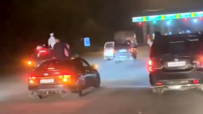 UP ‘Baraat’ Turns Toll Plaza Into F1 Arena, Men Sit On Speeding SUVs With Zero Fear: ‘Ghaziabad Hai Ya Lyari?’