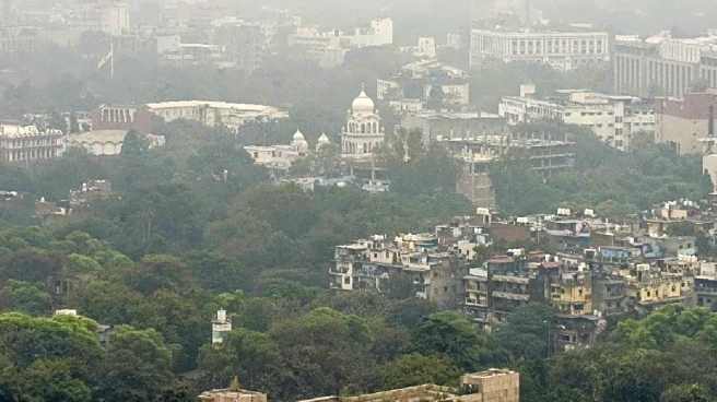 Dense Fog Envelops Northern India As Airlines Issue Advisories; Delhi AQI Remains 'Very Poor'
