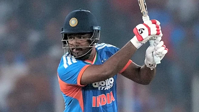 '...Why Is he Not In The Side?':  Ravi Shastri Stunned By Sanju Samson's Batting, Commentary Goes Viral