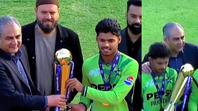 Mohsin Naqvi Stopped By Fan With Unique Demand After Pakistan’s U19 Asia Cup Win