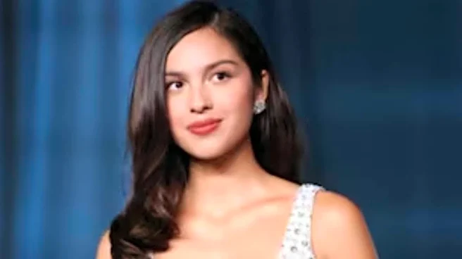 Olivia Rodrigo Is ‘Emotional’ After Her Reported Split From Louis Partridge