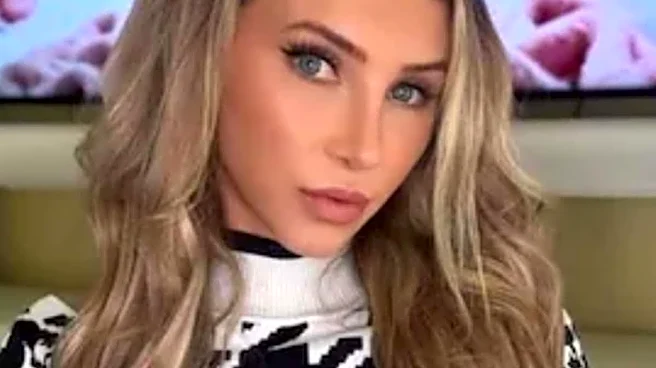 This Woman Just Put Out A Christmas Wishlist And Strangers Are Buying It All For Her!