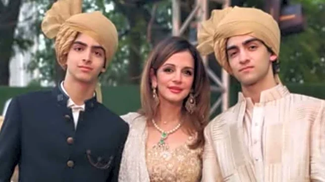 Sussanne Khan Shares Unseen Photos Of Sons Hrehaan And Hridaan, Calls Herself 'Mama Lioness'