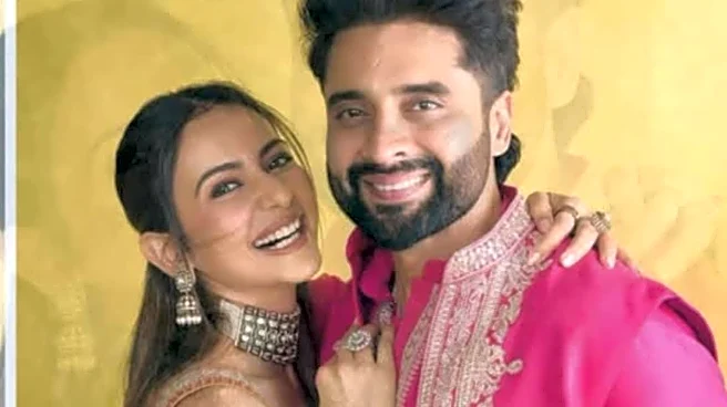 Rakul Preet Singh Wishes ‘Favourite Human’ Jackky Bhagnani On Birthday: 'My Happy Place'