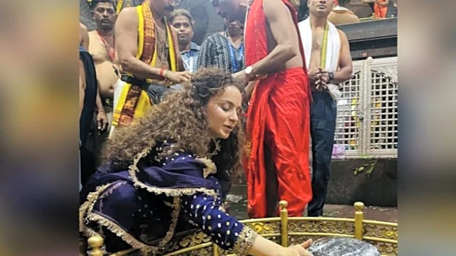 Kangana Ranaut Visits Grishneshwar Jyotirlinga After Vaidyanath Darshan