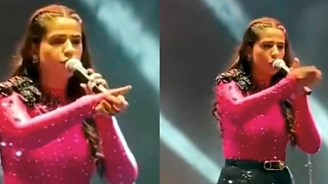 ‘I Am the Same Age As Your Daughter’: Pranjal Dahiya Halts Live Show, Calls Out Misbehaving Audience | VIDEO