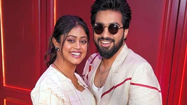 Sachet-Parampara’s Car Windshield Shattered After New Year Concert In West Bengal As Crowd Turns Unruly