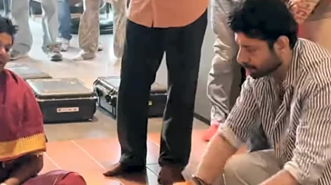 Vineet Kumar Siingh Begins Next Project With Saiyami Kher, Performs Puja | Watch