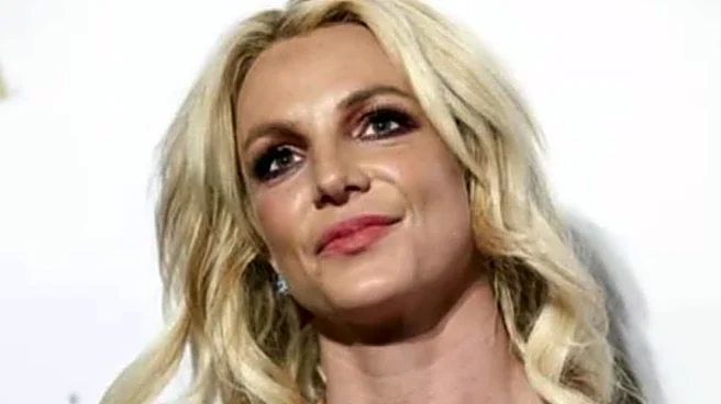 Britney Spears Addresses ‘Embarrassing’ Instagram Dance Videos, Hints At Australia, UK Tours