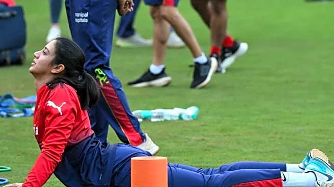 Viral Moment: Smriti Mandhana Left Irritated By Cameraperson At WPL Opener | Watch