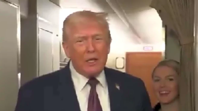'Not Grabbing Karoline': Trump Jokes During Bumpy Flight, Leaves Press Secy Startled | Video