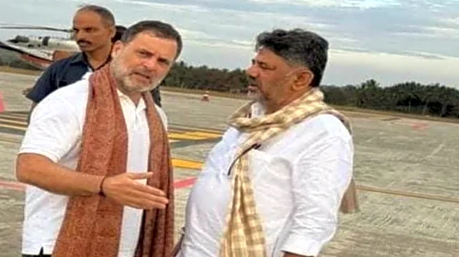 Rahul Gandhi & DK Shivakumar's 'Helicopter Shot' Puts Karnataka Leadership Row On Sticky Wicket