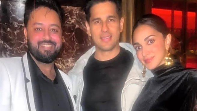 Unseen Photo From Sidharth Malhotra’s 41st Birthday Celebration With Kiara Advani Goes Viral