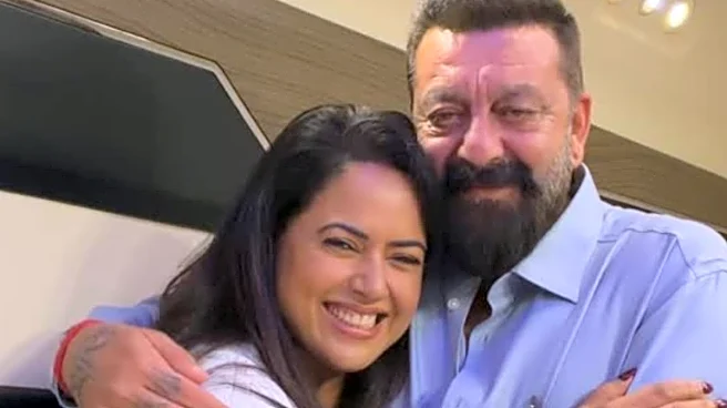 Sameera Reddy Reunites With Her Musafir Co-Star Sanjay Dutt: ‘Vibe Is Still The Same’ | Video
