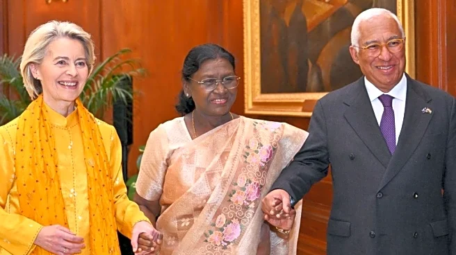 EU Chief Ursula Stuns In Bandhini-Inspired Turmeric Bandhgala During Rashtrapati Bhavan Visit