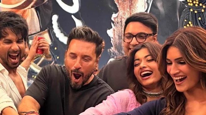 Shahid Kapoor, Rashmika Mandanna, Kriti Sanon Wrap Up Cocktail 2 Shoot, Celebrate With Homi Adajania