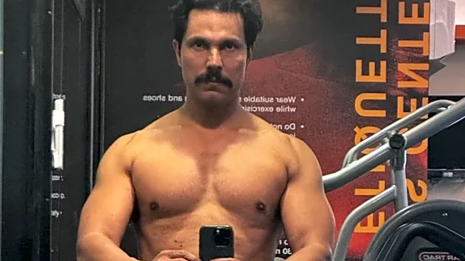 Randeep Hooda’s New Shirtless Gym Selfie Is Pure Fitness Inspiration: See Pic