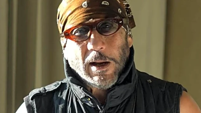 Jackie Shroff Revisits 'Shola Jo Bhadke' To Remember Bhagwan Dada On His Death Anniversary