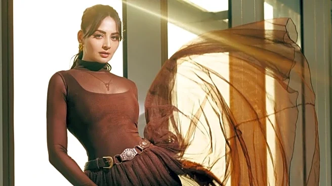 Zoya Afroz Stuns In Minimal Yet Elegant Beige Saree At Mumbai Event