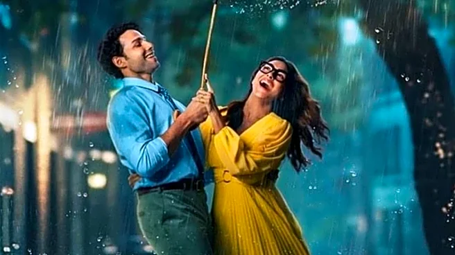 Siddhant Chaturvedi ‘Steps Back’ For Mrunal Thakur At Do Deewane Seher Mein Event