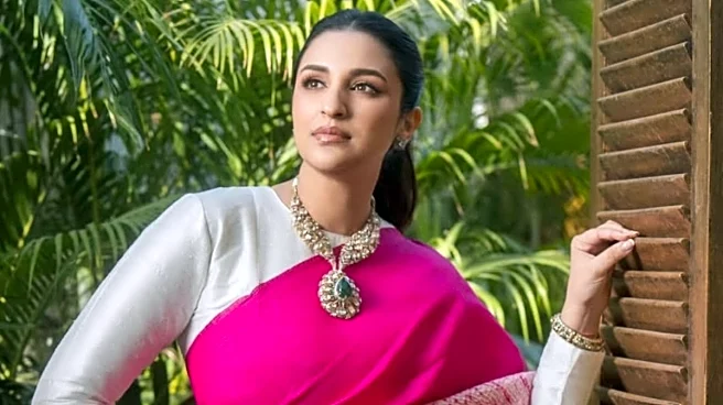 ‘Mamma’ Parineeti Chopra Swears By This Outfit For A 2-Hour Outing