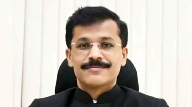 24 Transfers In 21 Years: IAS 'Singham' Tukaram Mundhe Shifted Again — Check New Posting