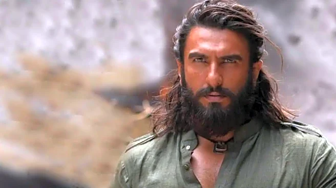 Ranveer Singh Is 'Not Polite Or Formal', Shocked Co-Star By Lifting Her At First Meet: 'He Has No Filters'