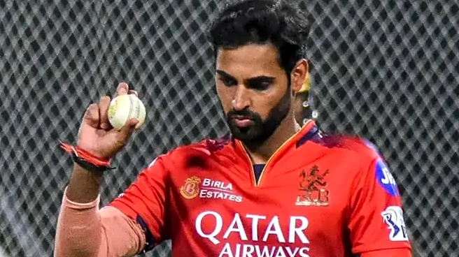 Bhuvneshwar Kumar Becomes 1st Fast Bowler To Take 200 Wickets In IPL