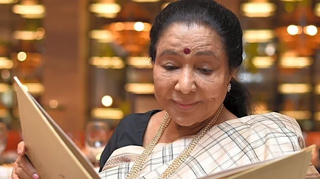 Did You Know Asha Bhosale Is An Restaurateur? All About Her Restaurant Chain Asha's