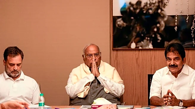 Around 30 Karnataka Congress MLAs Meet Kharge In Delhi, Push For Cabinet Reshuffle