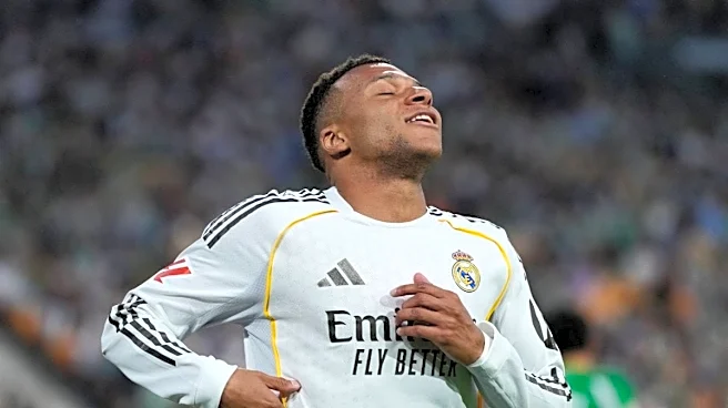 Kylian Mbappe Doubtful For El Clasico After Suffering Thigh Injury