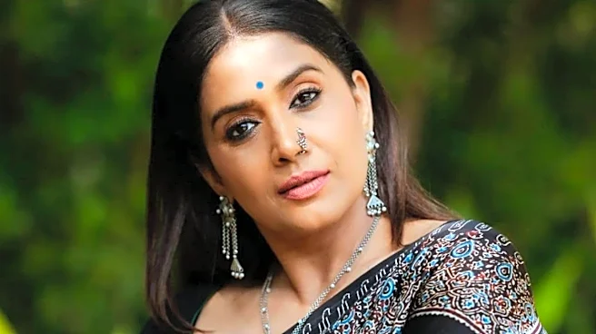Sonali Kulkarni Stuck In Traffic For 5 Hours, Claims Officials Asked Her To 'Have Patience'