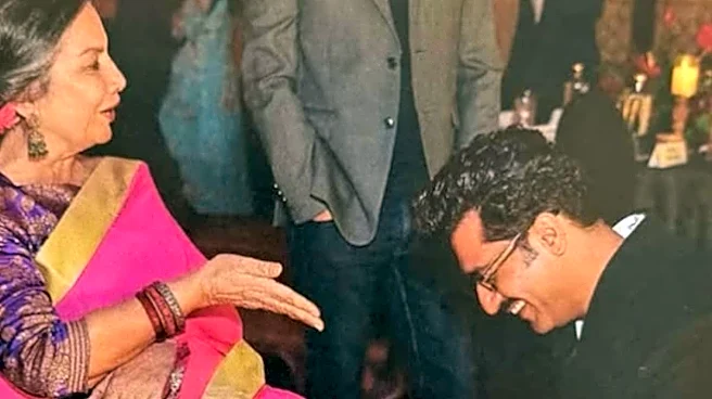 Vicky Kaushal Bows Down To Shabana Azmi In Adorable Photo, Netizens Love 'Respect Towards Legend'