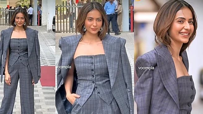 Rakul Preet Singh Turns Boss Lady In Sharp Grey Checked Suit For Pati Patni Aur Woh Do Promotions