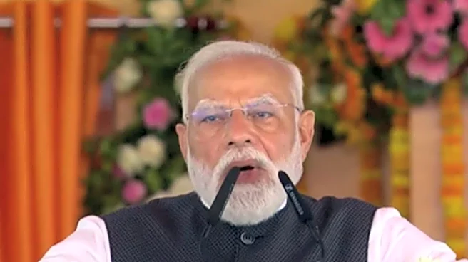 Leading By Example: From Two-Wheelers To Grounded Jets, Politicians Embrace 'Fuel Thrift' Era After PM's Austerity Appeal