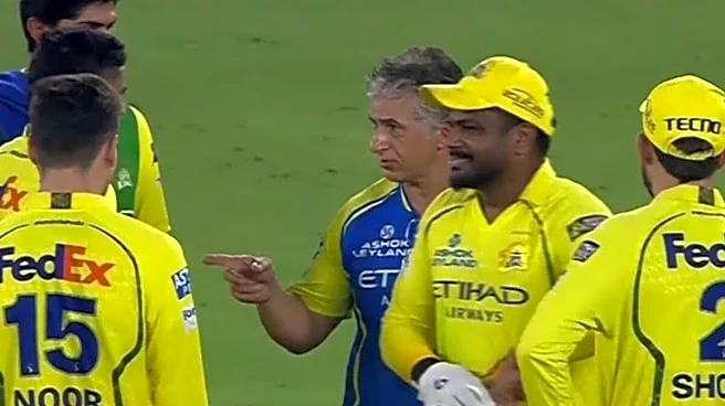 Injury Scare For CSK As Sanju Samson Leaves The Field In Pain | Watch