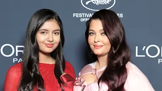 Aaradhya Bachchan Makes Cannes Film Festival Debut, Aishwarya Rai Looks Stunning In Pink | Watch