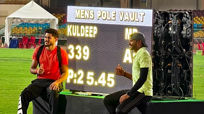 Indian Pole Vault Champions Forced To Plead For E-Rikhshaw To Carry 'Equipment' After Winning Medals