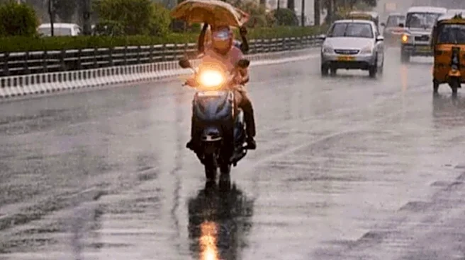Delhi-NCR Temperature Drops Nearly 10°C After Rain: How Long Will Relief Continue?