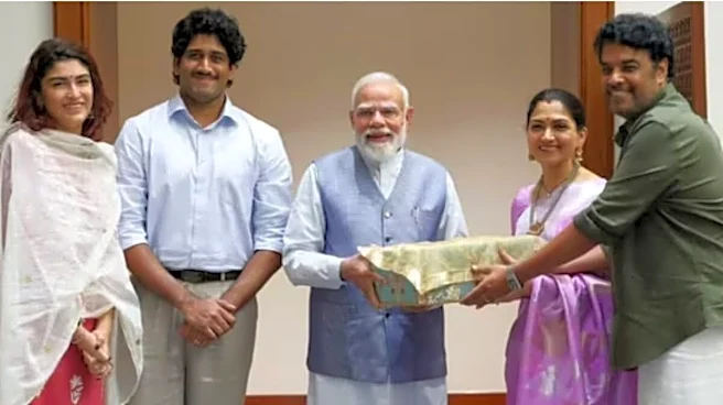 Khushbu Sundar Meets PM Narendra Modi With Family, Invites Him to Daughter Avantika's Wedding | PICS