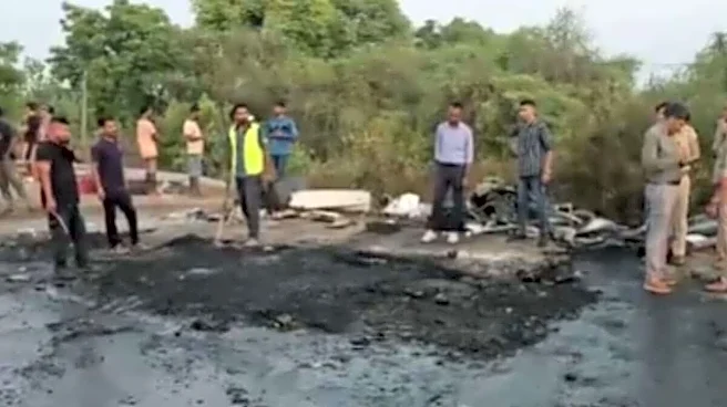 7 Killed, Several Injured In Road Accident In Surat; President Extends Condolences