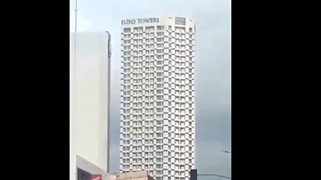 Philippines Earthquake Sends 36-Storey Tower Rocking, Pool Water Cascading Down | Watch