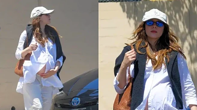 Elizabeth Olsen Expecting First Child With Husband Robbie Arnett, Debuts Baby Bump