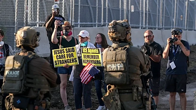 US Judge Bars ICE From Arresting Migrants At Immigration Courts Nationwide